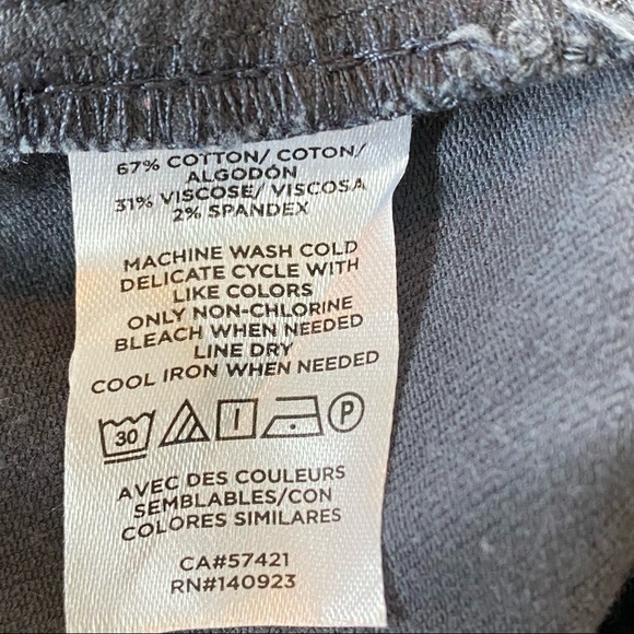 ⭐️NWT⭐️LOFT Straight Crop Charcoal Grey Cargo Pant - Picture 11 of 12